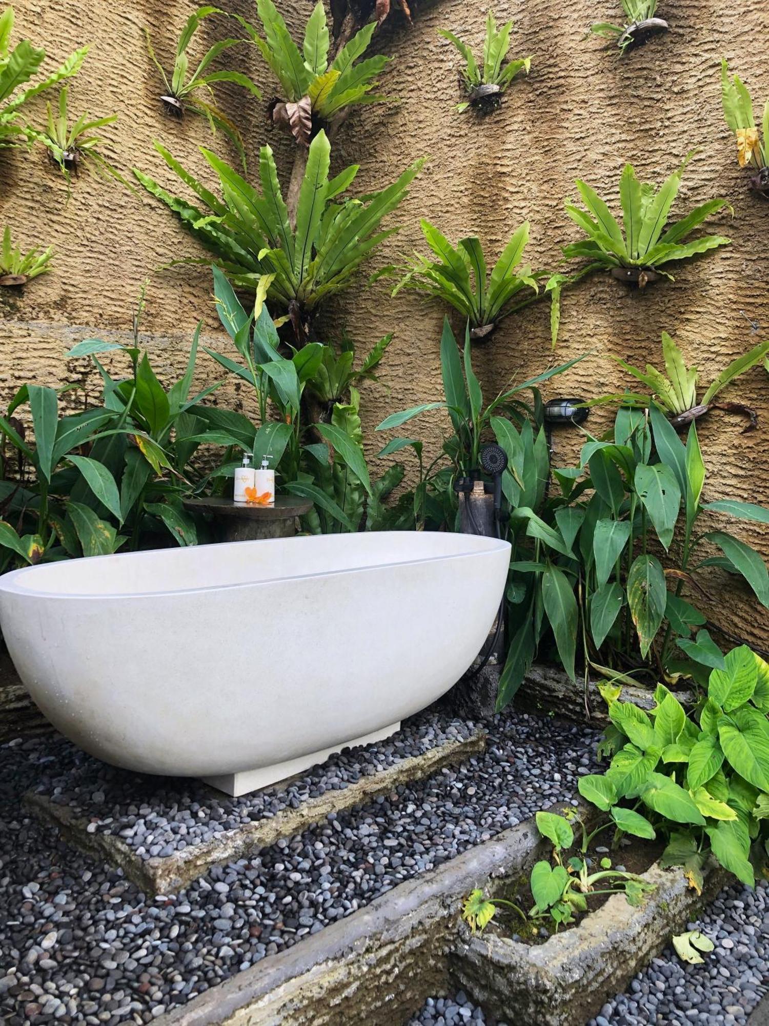 Danaswari Bali Bamboo House Villa Selat Exteriör bild